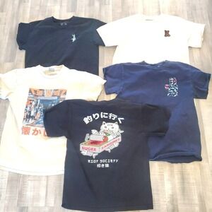 Men's Riot Society Graphic Tee  Size Medium Lot of 5 Youth size Small Men